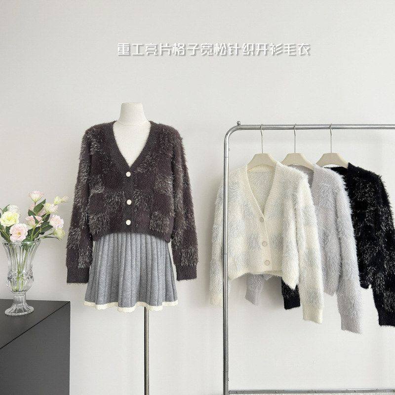 2024秋新款小香风v领仿貂毛高级感软糯毛绒绒针织开衫毛衣外套女,女装/女士精品,汉服半身裙,淘宝优惠券,粉丝福利购,淘宝优惠卷