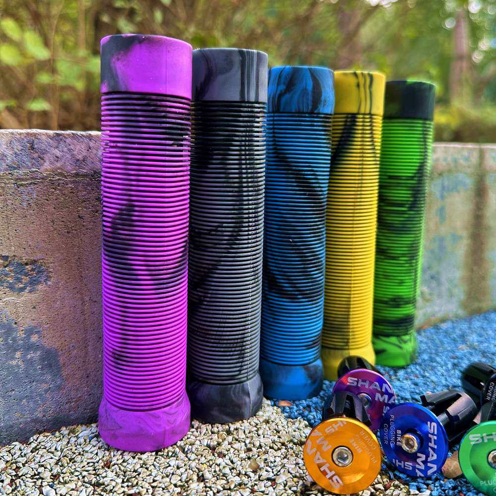 通用条纹混色自行车把套橡胶防滑燕把软把骑行配件单车山地车握把,自行车/骑行装备/零配件,自行车把套,淘宝优惠券,粉丝福利购,淘宝优惠卷