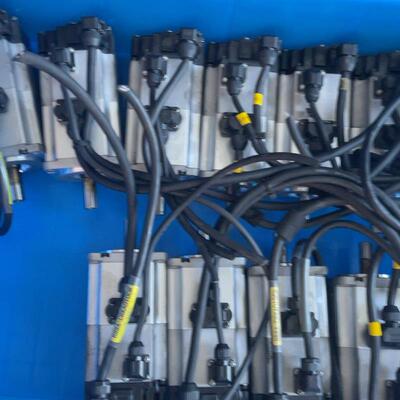 《议价》欧姆龙电机R88M-K20030H-BS2-Z 拆机包好。一