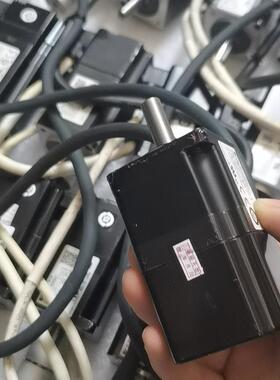 《议价》伺服电机SGMJV-A5ADA21三相电机功能完好。