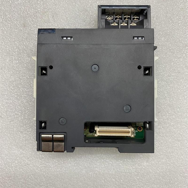 《议价》L系列PLC可编程控制器型号LJ71C24-CM实物