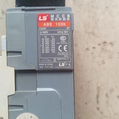 《议价》断路器ABE203B  3P  100A原装拆机
