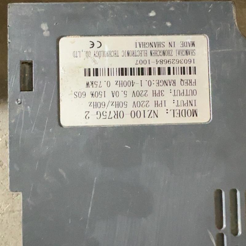 《议价》拆机众辰变频器型号NZ100-0R75G-2,220v/0.