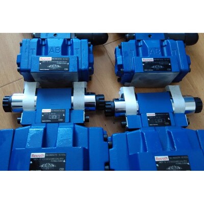 德国力士乐比例阀现货 4WREE6E08-23/G24K31/F1V