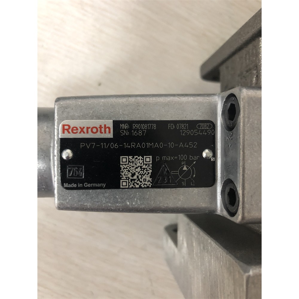 力士乐叶片泵PV7-11/06-14RA01MA0-10-A452 R901081778变量德国产