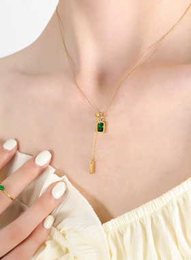 方块锆石吊坠项链时尚饰品圣诞节小饰品新品众配饰出口跨境女跨境