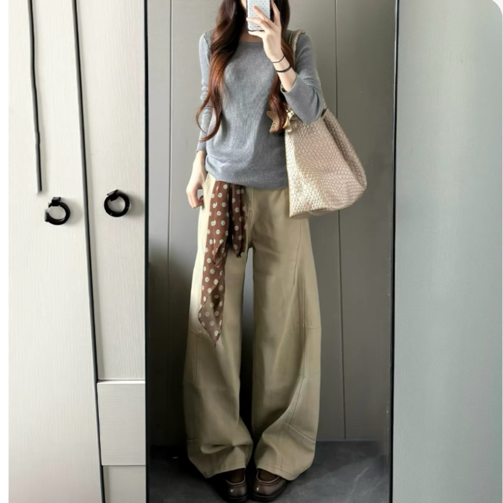 美式复古高腰卡其阔腿牛仔裤女