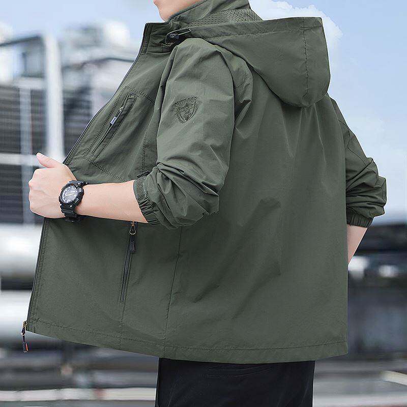 防风加绒冲锋衣夹克衫男士秋冬季新款户外休闲登山服潮流痞帅外套