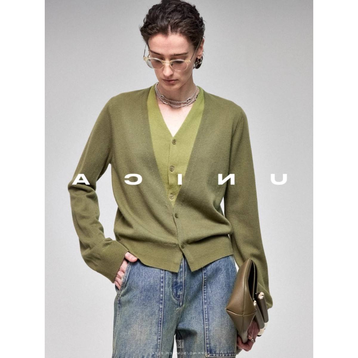 拼接假两件v领绿色针织开衫女2025新款春秋秋冬慵懒毛衣上衣外套