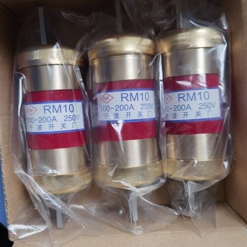 RM10-100-200A/250V无填料封闭管式熔断器保险丝熔芯
