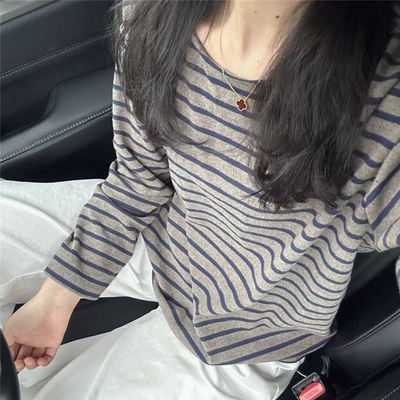 条纹磨毛打底衫女春秋2026新款韩版宽松内搭可外穿长袖T恤上衣潮