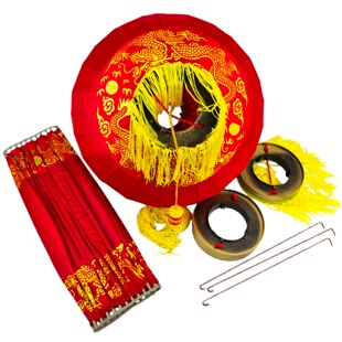 双龙钢丝宫灯20寸撑开直径45cm新年大红绸布灯笼深圳市政公园装饰