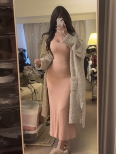 荔枝爱睡觉 |纯欲嫩粉色小妈针织吊带鱼尾裙~显身材包臀中长裙