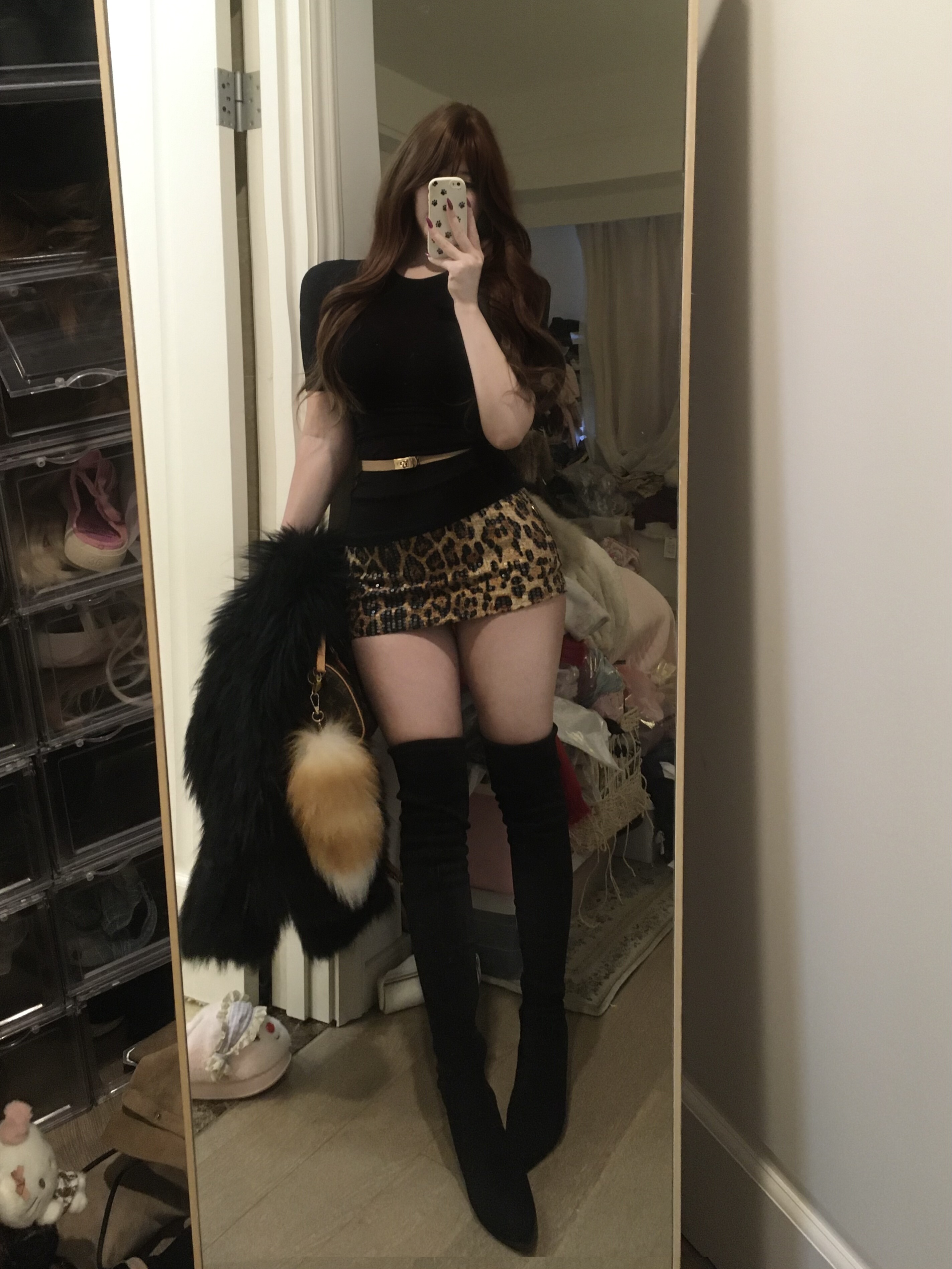 荔桃想睡觉ya【豹纹辣妹】收腰显瘦中袖打底衫亮片微弹包臀裙套装