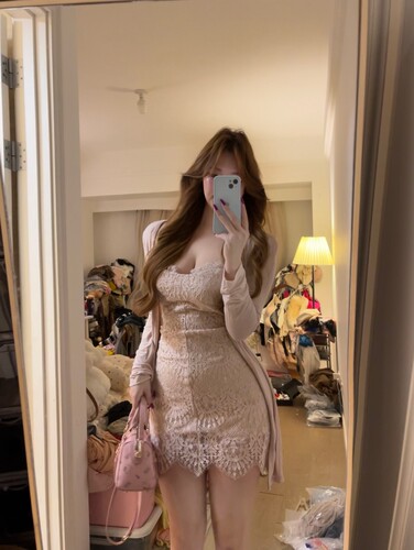 荔桃想睡觉ya【蜜桃恋人】纯欲蕾丝拼接吊带连衣裙开衫外套两件套