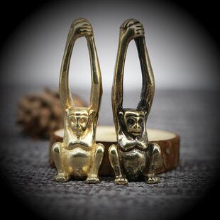 个性黄铜网红抖音汽车钥匙扣挂件人可爱小猴子吊坠包挂创意礼物