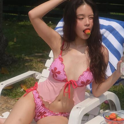 新款纯欲风甜美蝴蝶结比基尼女夏季外穿无袖美背海边度假短款抹胸