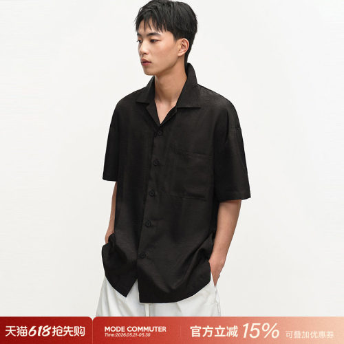 MODE COMMUTER| MC褶皱肌理梭织面料直摆古巴领短袖衬衫