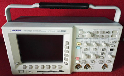 泰克TDS3012B示波器TDS3014B