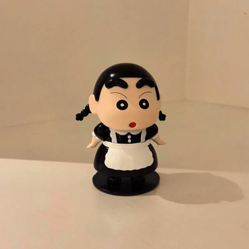 摆件潮玩小新手办动漫模型周边女仆桌面蜡笔小新公仔车载玩偶