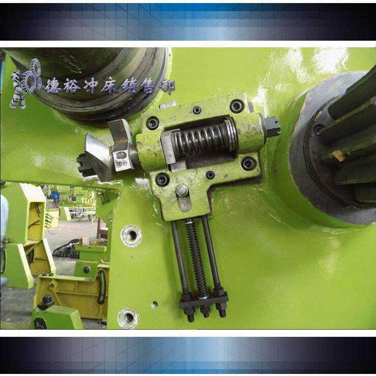 热销JG23-35吨40吨63T80T操纵器总成轴座开关盒品质稳定质量可靠