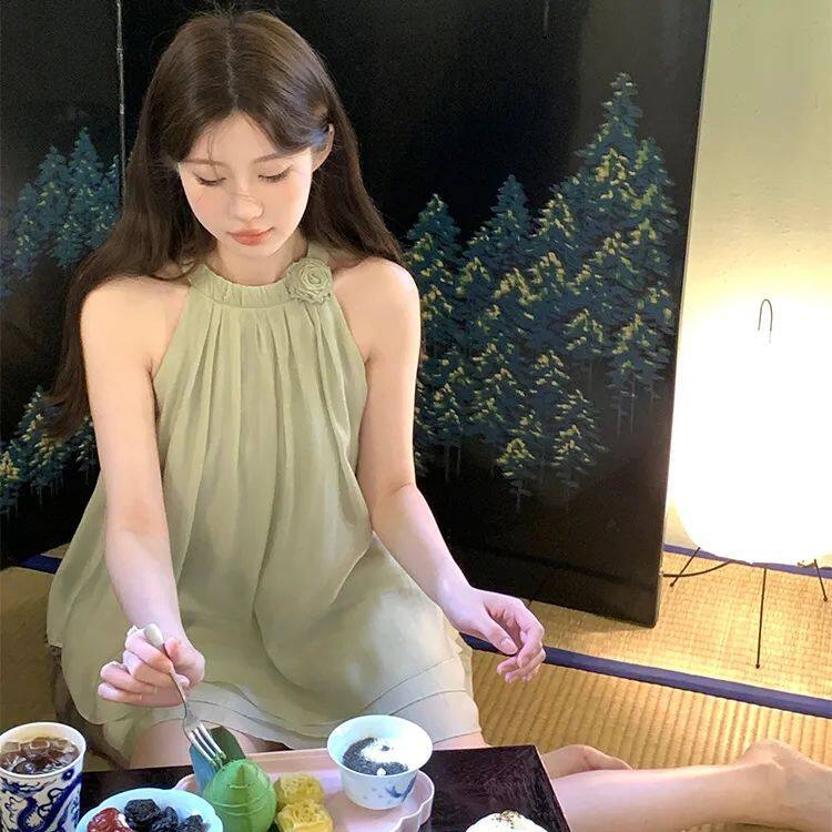 薄荷奶绿~25夏甜美清新绿色挂脖雪纺上衣+半身裙A字裙 遮跨2件套
