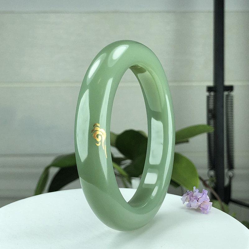 胡子哥珠宝和田玉手镯俄罗斯碧玉粉青冰底无结构24k错金无结构