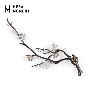 赫拉臻藏 梅 张信哲同款正品黑18K金钻石梅花高档胸针 原创设计