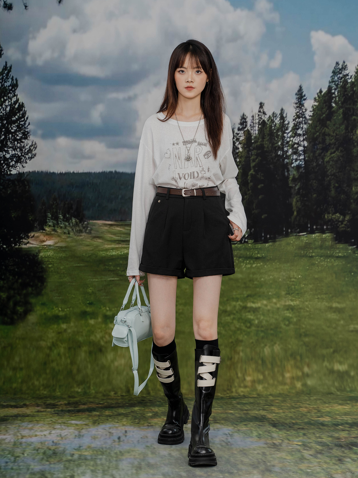 Women's Vintage High-Waisted Slimming Wide-Leg Shorts Simple and Loose Versatile Boot Shorts Designed with a Rolled Hem