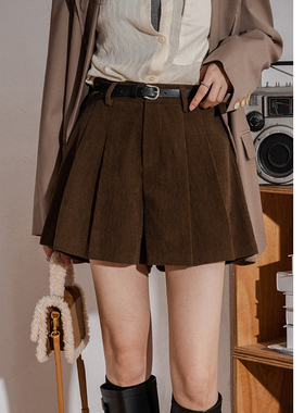 六条猫studio设计感灯芯绒裙裤女复古百褶高腰条绒A字阔腿短裤
