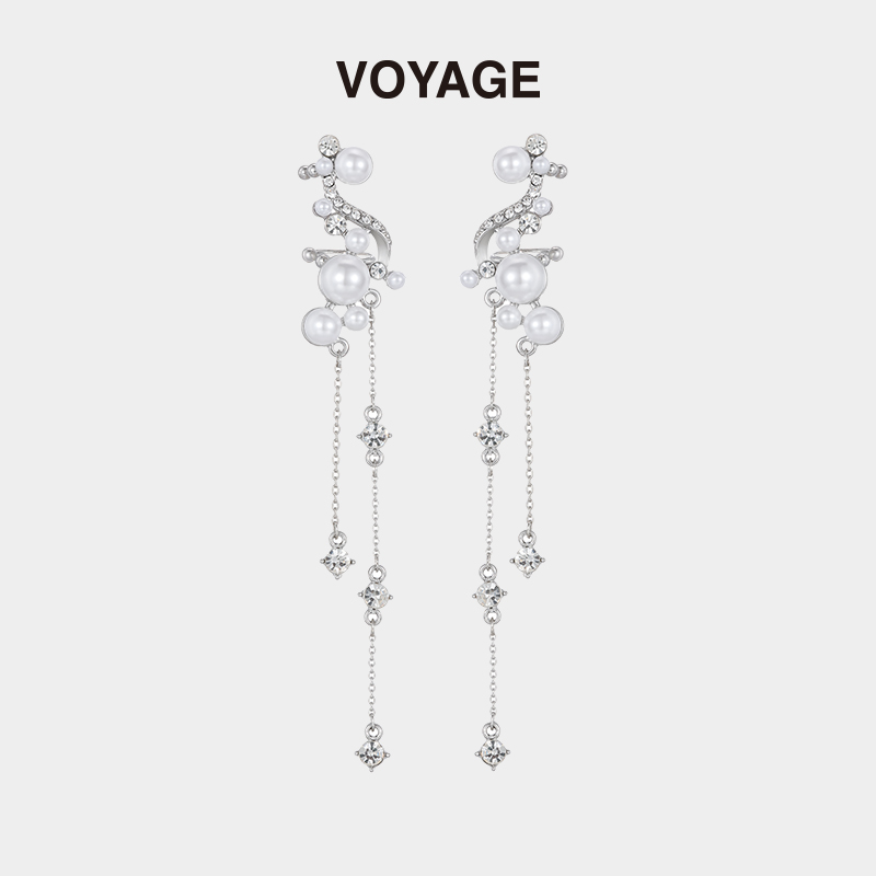 VOYAGE珍珠锆石流苏耳骨夹一对