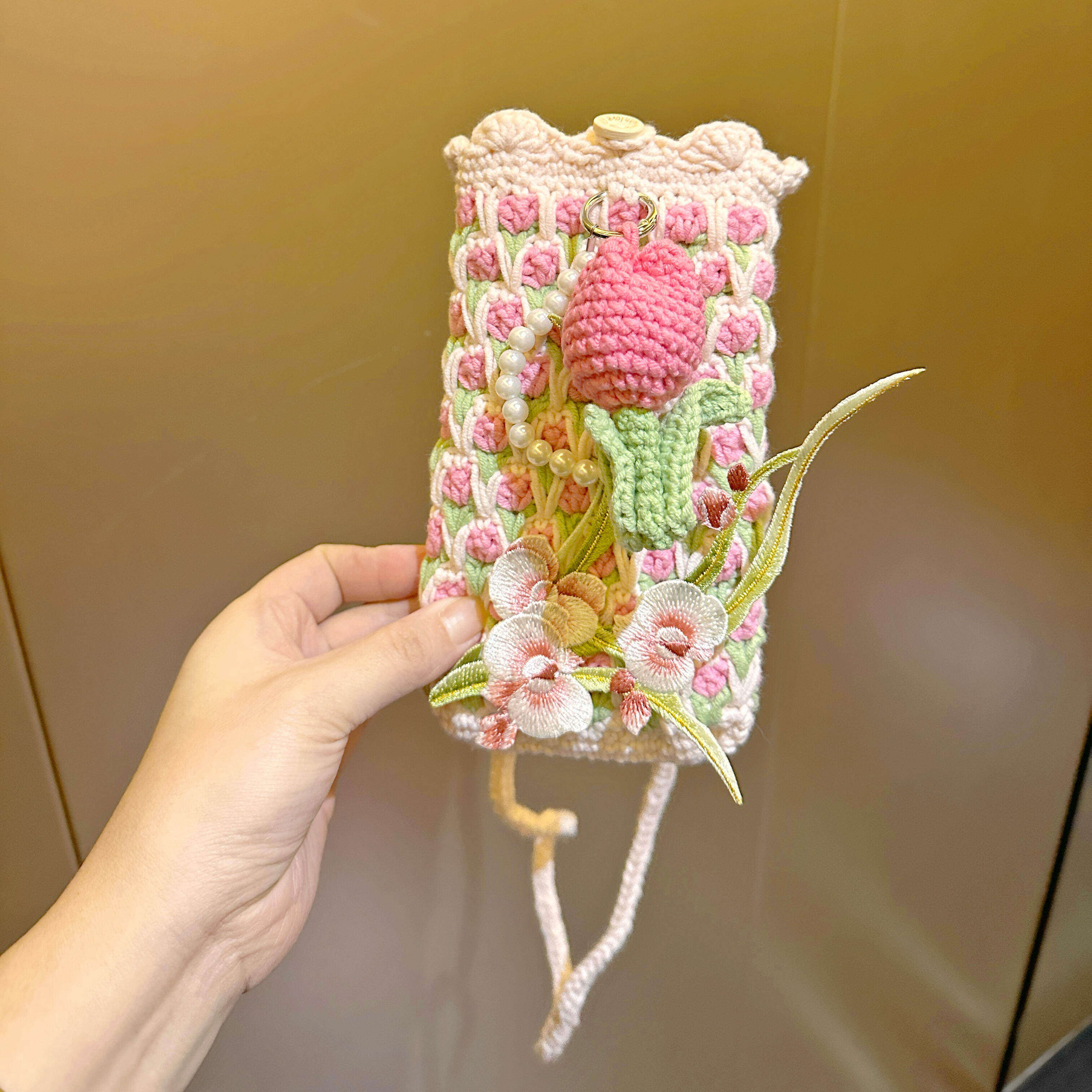 38妇女节礼物郁金香钩织手机包女神节休闲斜挎包口红耳机包送妈妈