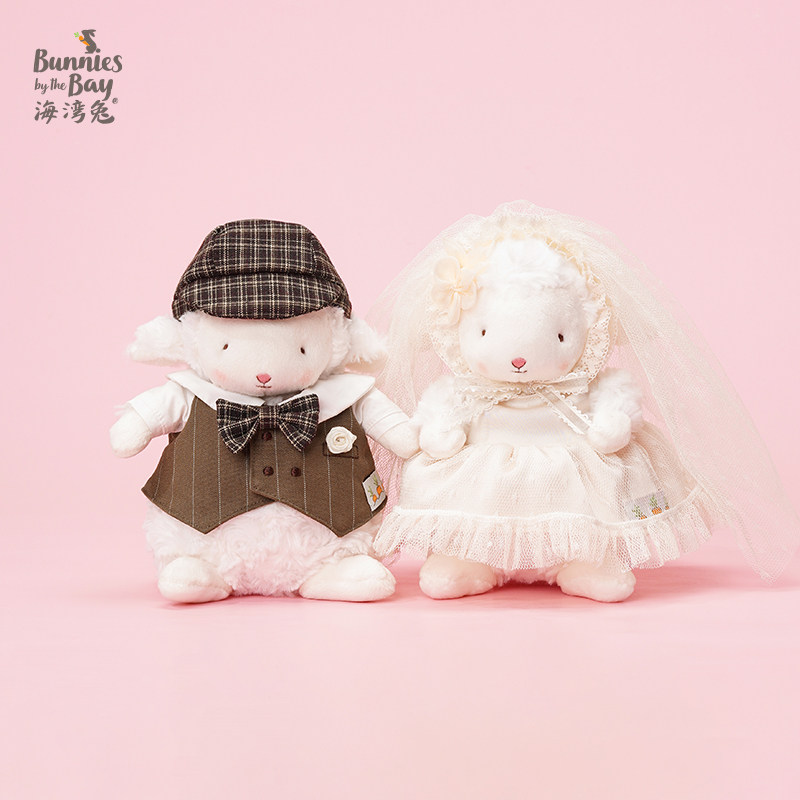 海湾兔Bunnies 复古英伦婚礼小羊玩偶送朋友新婚礼物压床娃娃一对