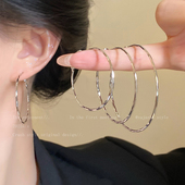 细圈圈方圆脸大耳环女款 高级感轻奢气质大气耳圈素圈百搭耳夹耳饰