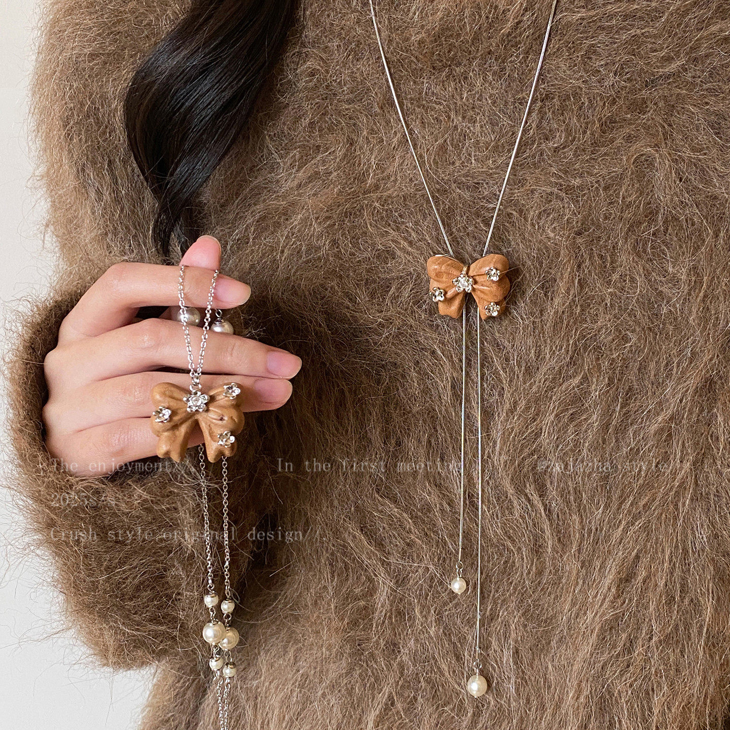 木质蝴蝶结吊坠毛衣链女复古