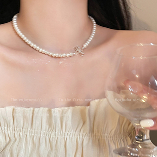 蝴蝶结珍珠项链女生2026新款配裙子锁骨链轻奢高级感小众颈链配饰