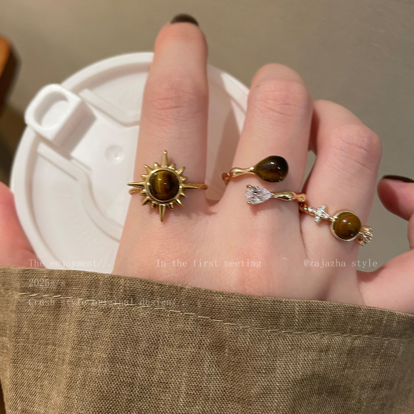 金色太阳花虎眼石戒指女