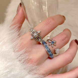 冰蓝碎梦~蓝色雪花锆石戒指女款小众设计感叠戴食指戒高级感指环
