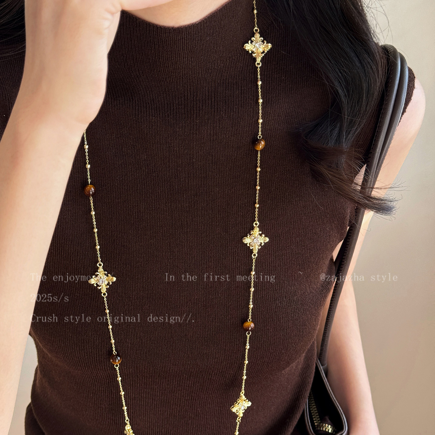 法式鸢尾花珍珠项链女款秋冬轻奢气质毛衣链小众设计高级感配饰品,饰品/流行首饰/时尚饰品新,项链,淘宝优惠券,粉丝福利购,淘宝优惠卷