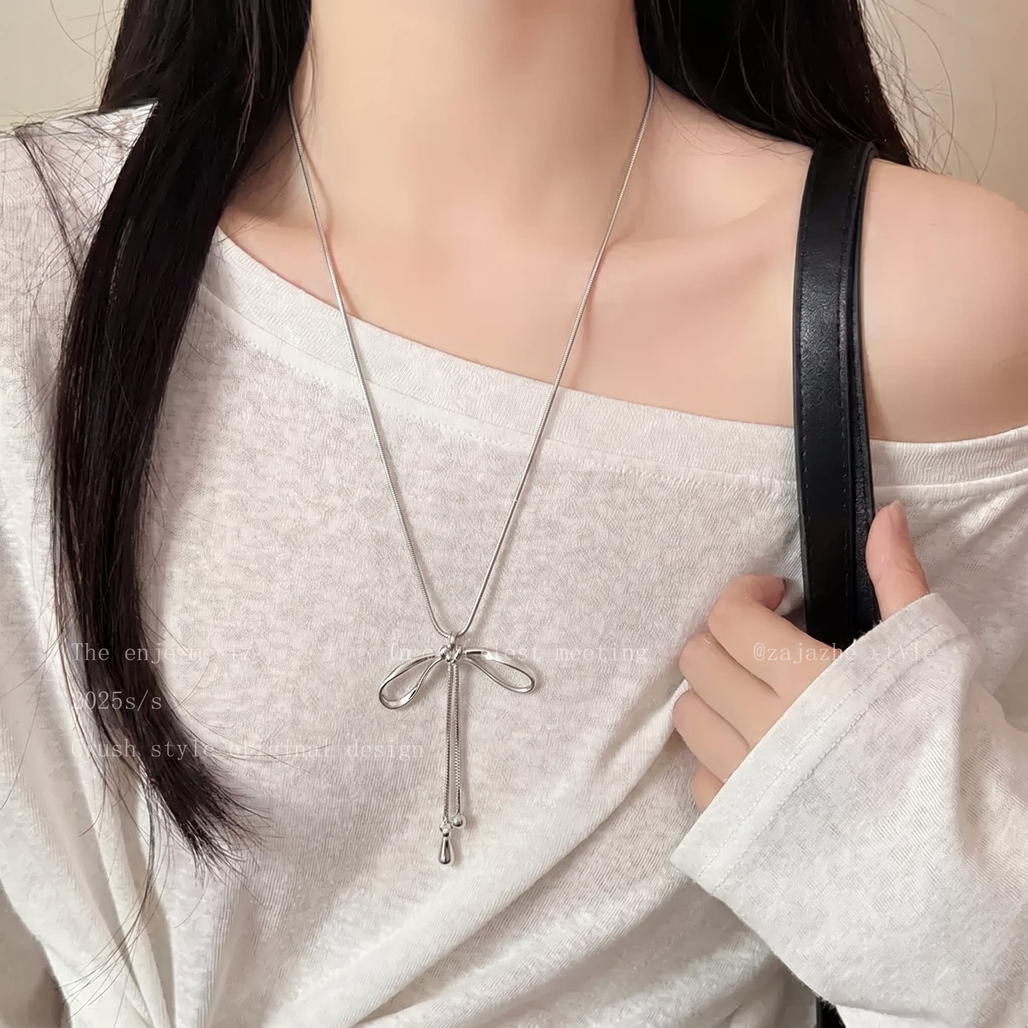韩系ins蝴蝶结长款项链女小众学生党高级感锁骨链夏银色吊坠配饰图片