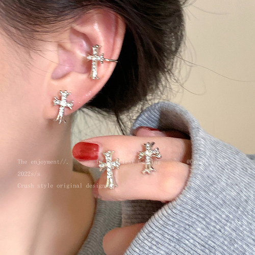 十字架锆石无耳洞耳夹女款小众设计感高级耳环耳骨夹耳钉轻奢耳饰