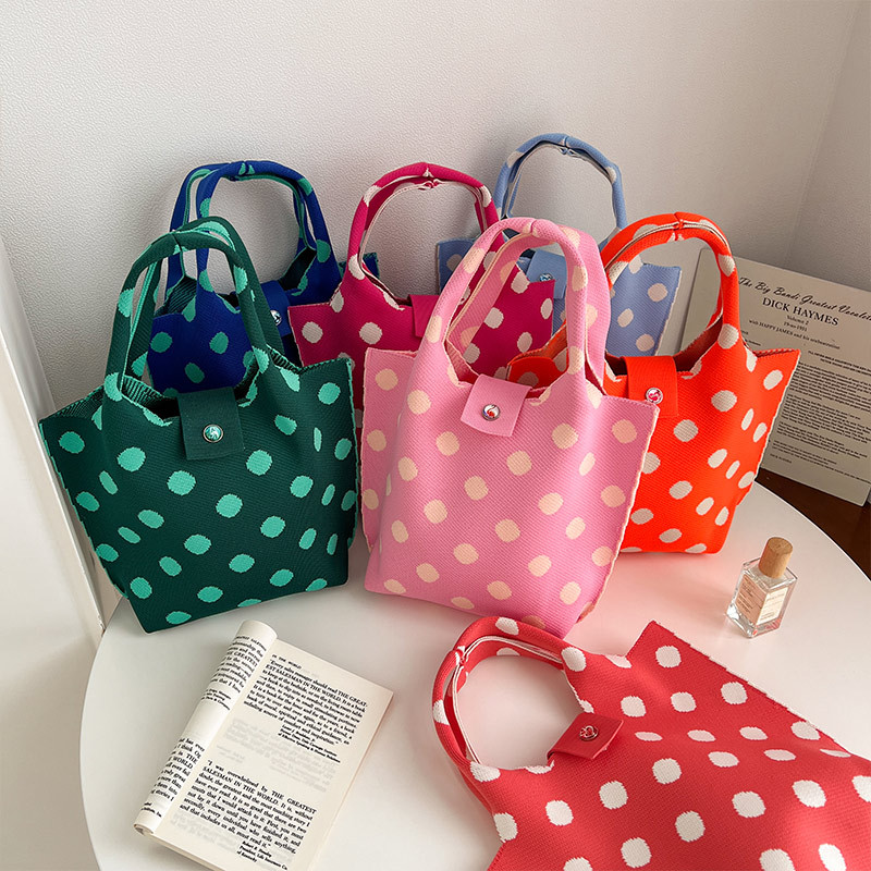 大容量休闲百搭包包女2023春夏复古休闲水桶包高级感小众潮单肩包