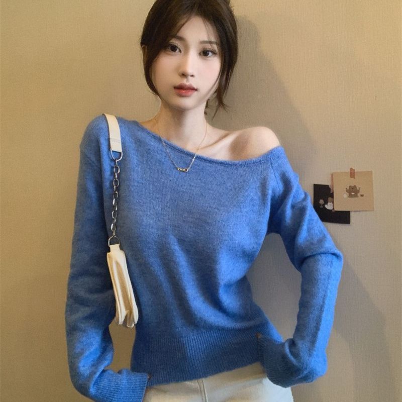 蓝色优雅不规则斜肩毛衣针织衫女秋冬新款韩系短款长袖打底衫上衣