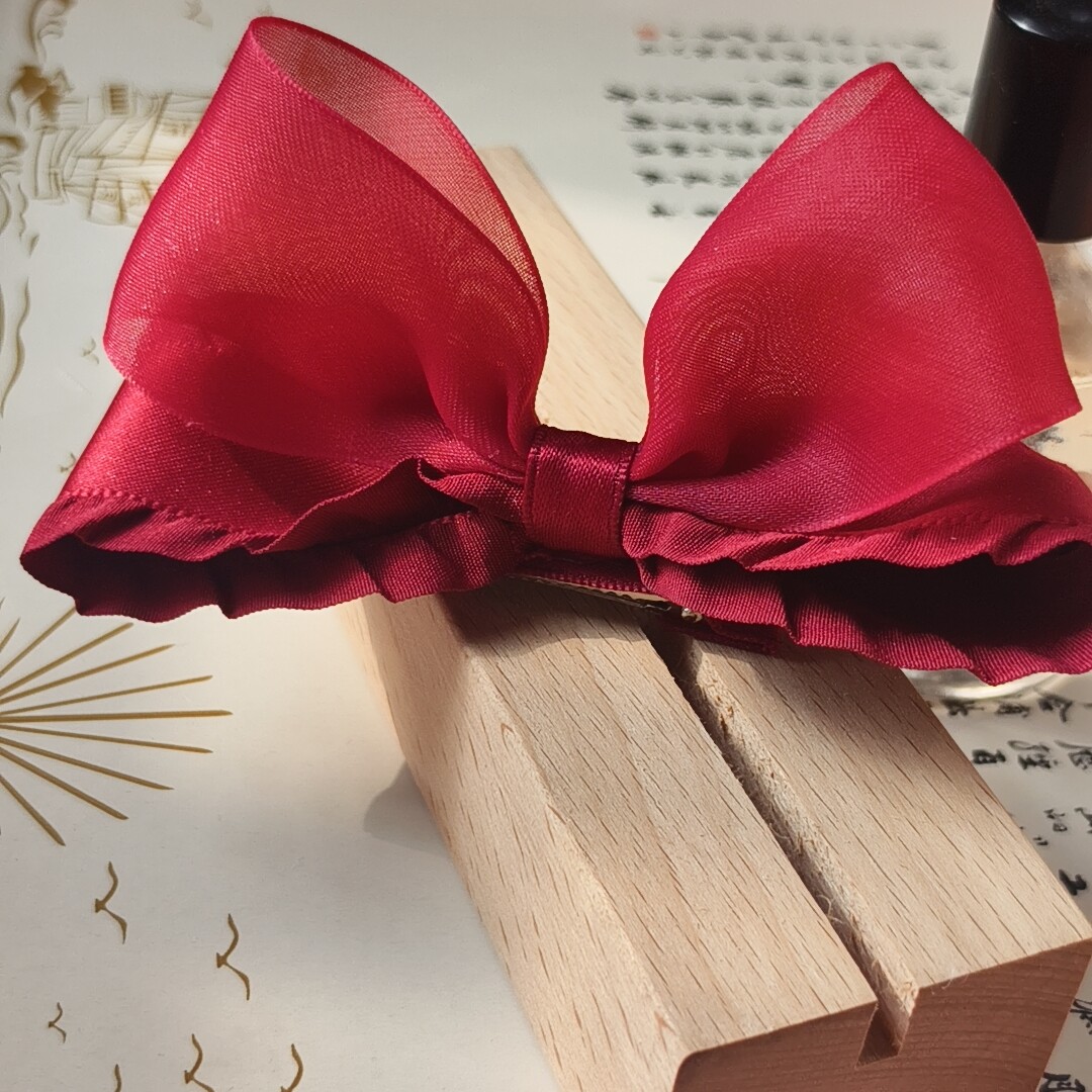 在逃公主珍珠蝴蝶结儿童发夹韩版女童立体发饰小女孩甜美顶夹头饰