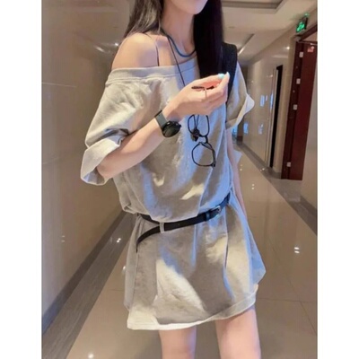 韩系简约短袖灰色斜肩t恤连衣裙