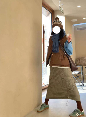 美式复古军绿色抽绳工装裙高腰下摆收口纯色显瘦保暖A字半身裙女