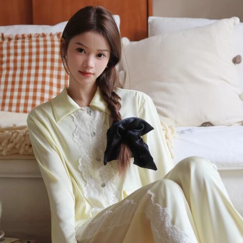 法式纯欲风浅黄仿真丝家居服套装