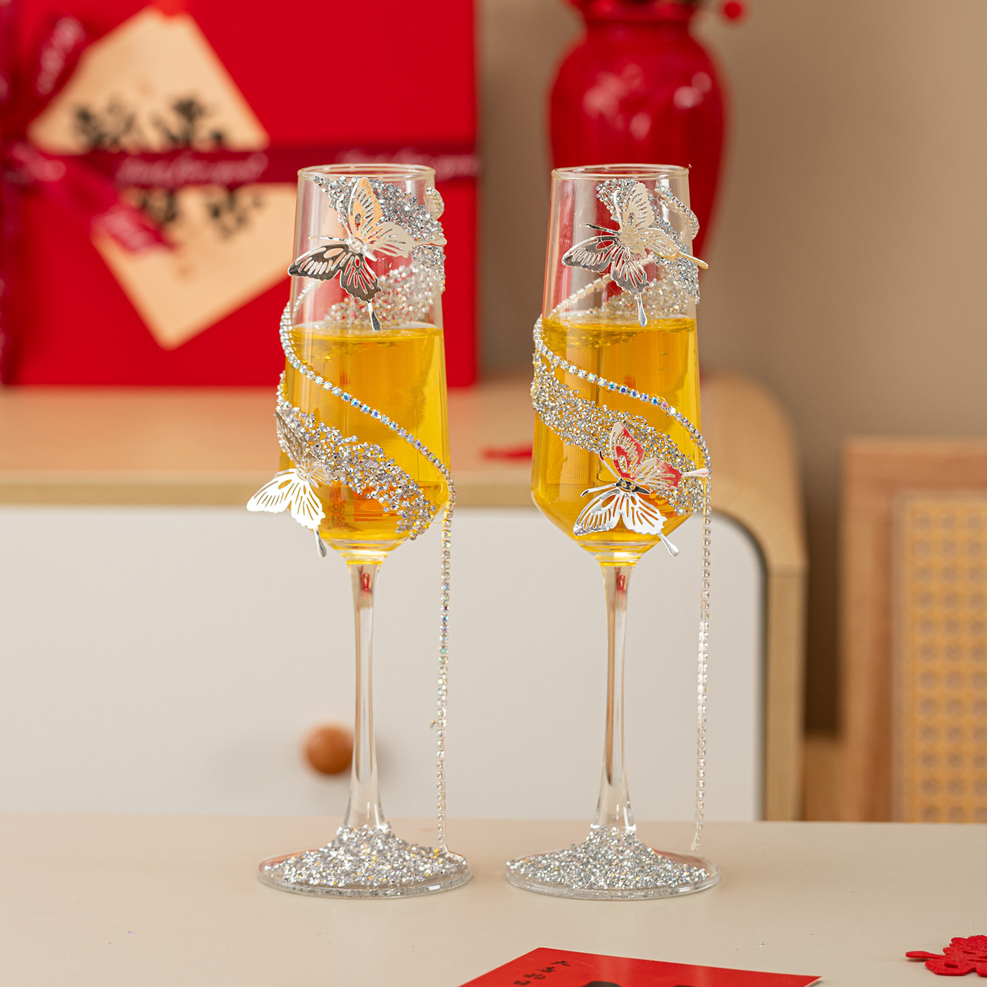 唐呈 结婚礼物新婚礼敬酒杯子礼盒装diy成品新娘香槟杯高脚杯一对,节庆用品/礼品,婚房装扮用品,淘宝优惠券,粉丝福利购,淘宝优惠卷