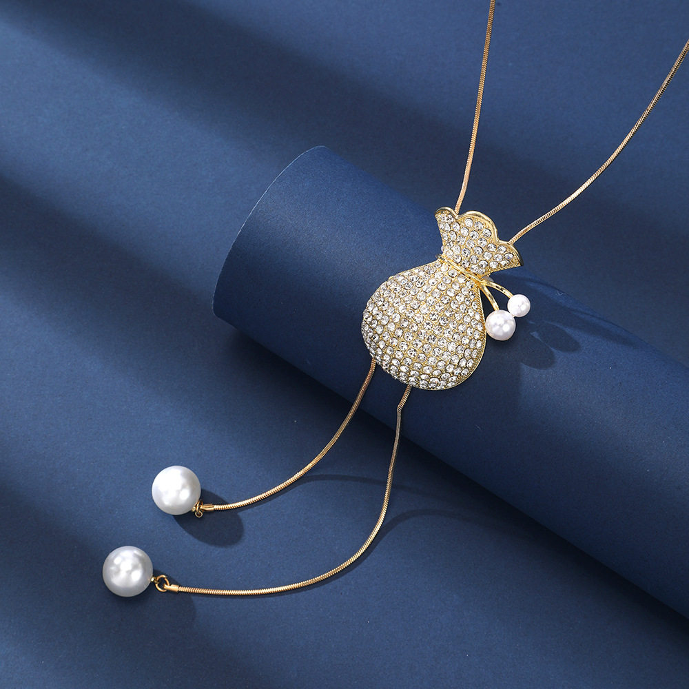 秋冬新款祝福钱袋满钻毛衣链女韩版长款秋冬项链时尚百搭衣服配饰