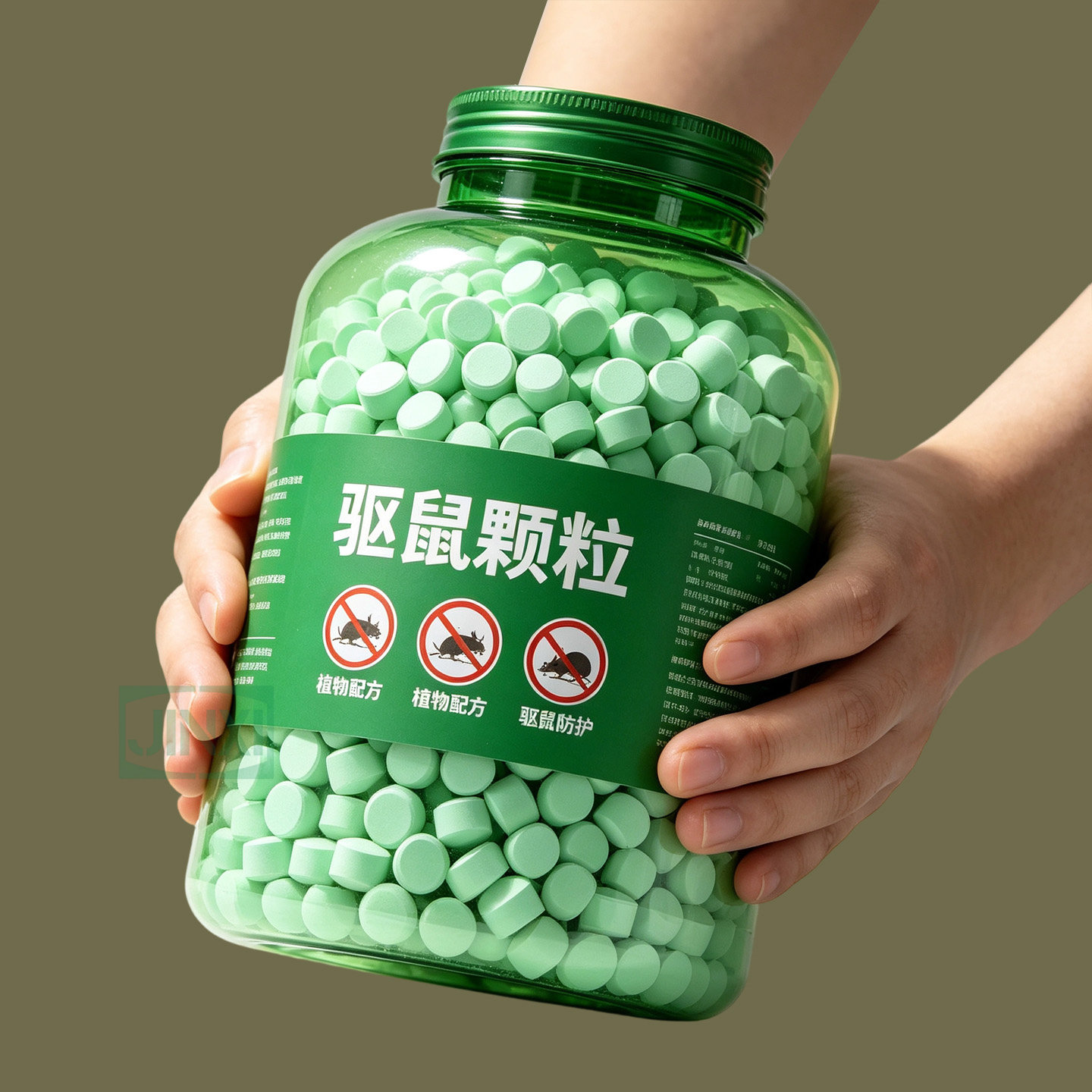 汽车防鼠神器驱鼠器发动机舱仓防老鼠专用车载驱赶樟脑小车内臭丸